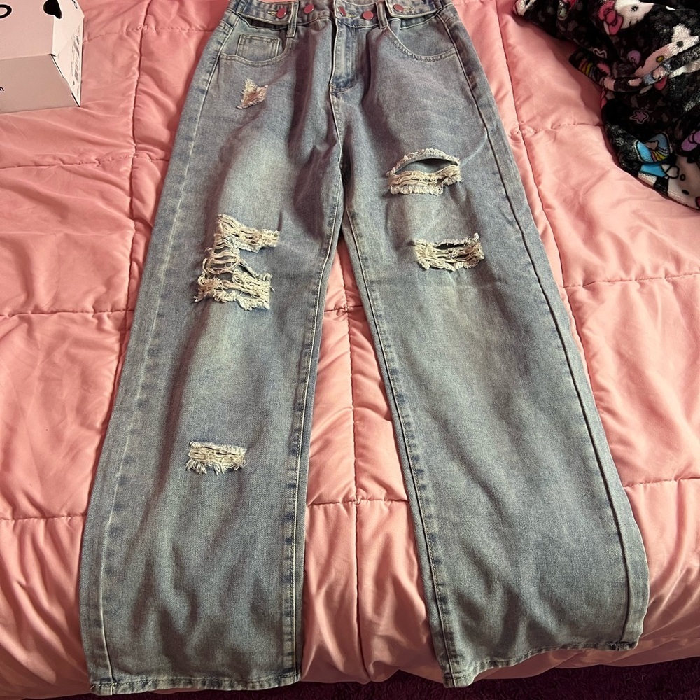 Distressed Blue Jeans - Picture 3 of 6